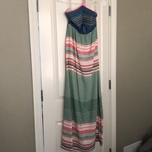 Smashing tomato maxi dress